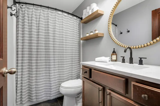 $464,900 | 696 Jutland Avenue, Shakopee, MN 55379