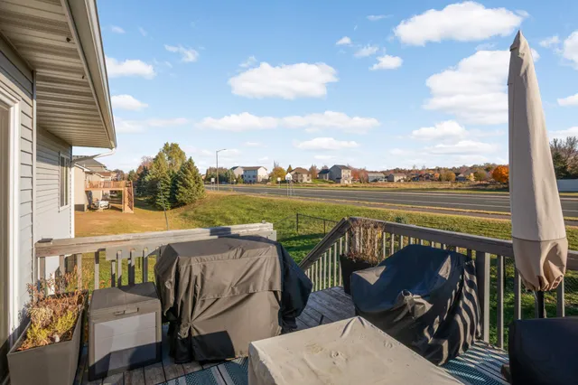 $464,900 | 696 Jutland Avenue, Shakopee, MN 55379