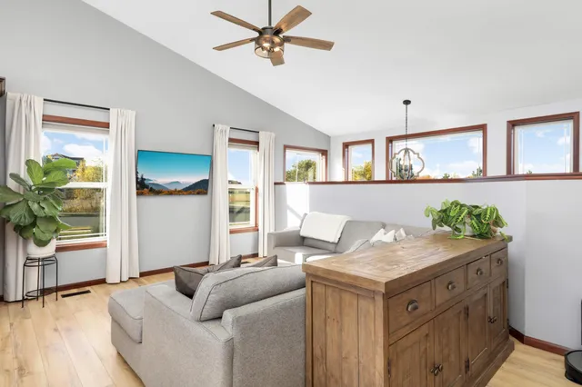 $464,900 | 696 Jutland Avenue, Shakopee, MN 55379