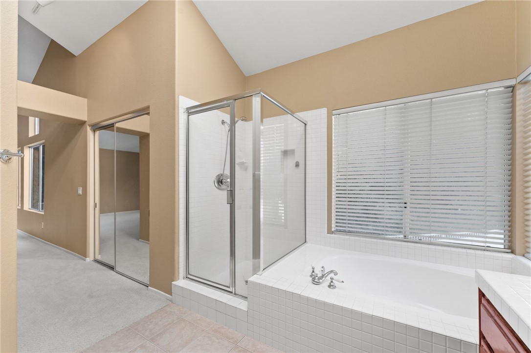 4279 San Ramon Drive Corona, CA 92882 - Photo 22 of 41 Master Bathroom