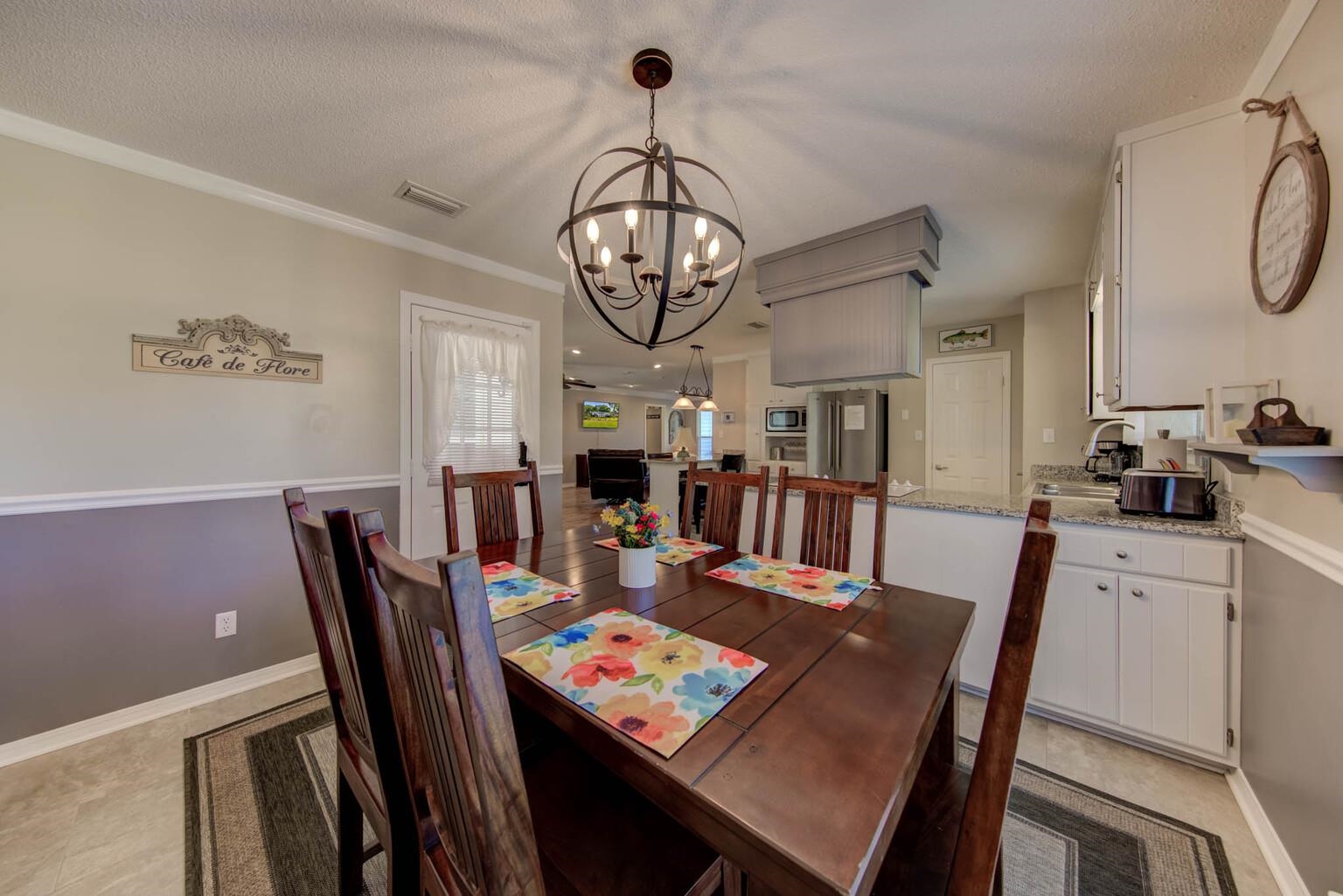 304 West Palm Avenue Foley, AL 36535 - Photo 6 of 18 Dining Area