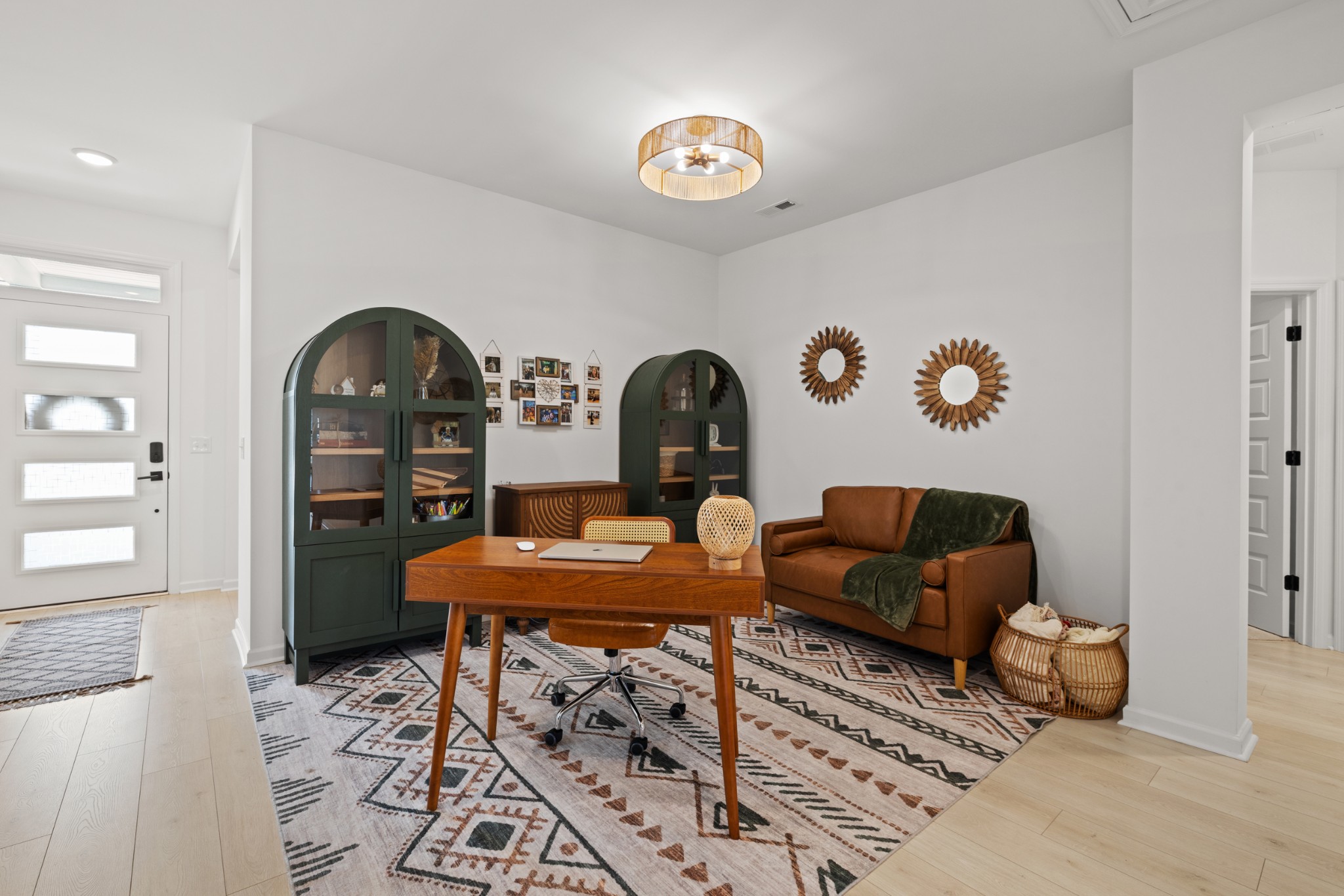 2104 Mackinac Bend Gallatin, TN 37066 - Photo 8 of 23 a living room with furniture