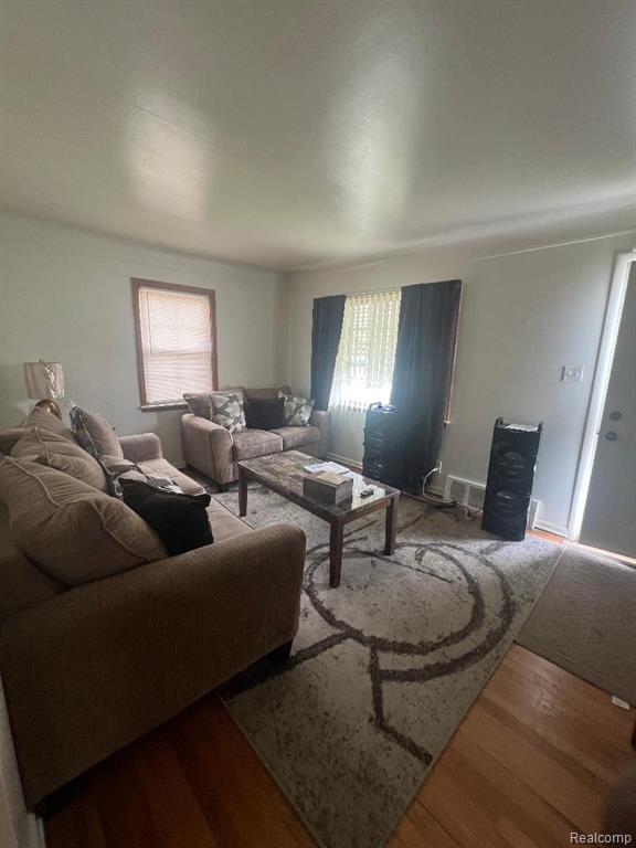 16789 East 8 Mile Road Eastpointe, MI 48021 - Photo 3 of 8 Gallery Image 3