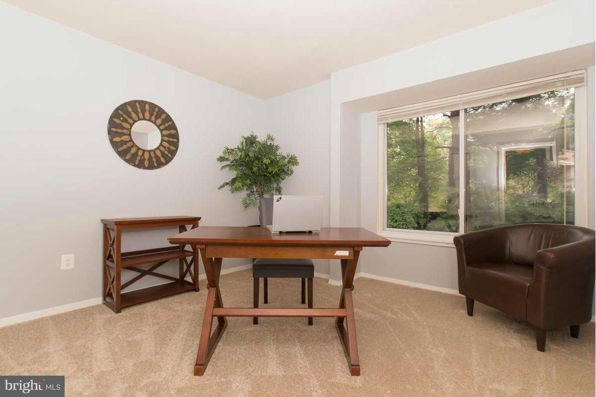 1733 Ivy Oak Square Reston, VA 20190 - Photo 14 of 21 Bedroom