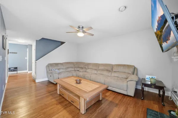 $239,900 | 807 Fain Avenue, Unit 807, Kingsport, TN 37660