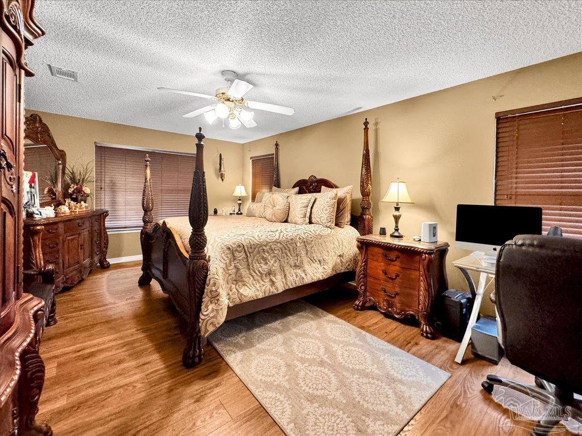 5881 Westmont Road Milton, FL 32583 - Photo 12 of 36 Gallery Image 12