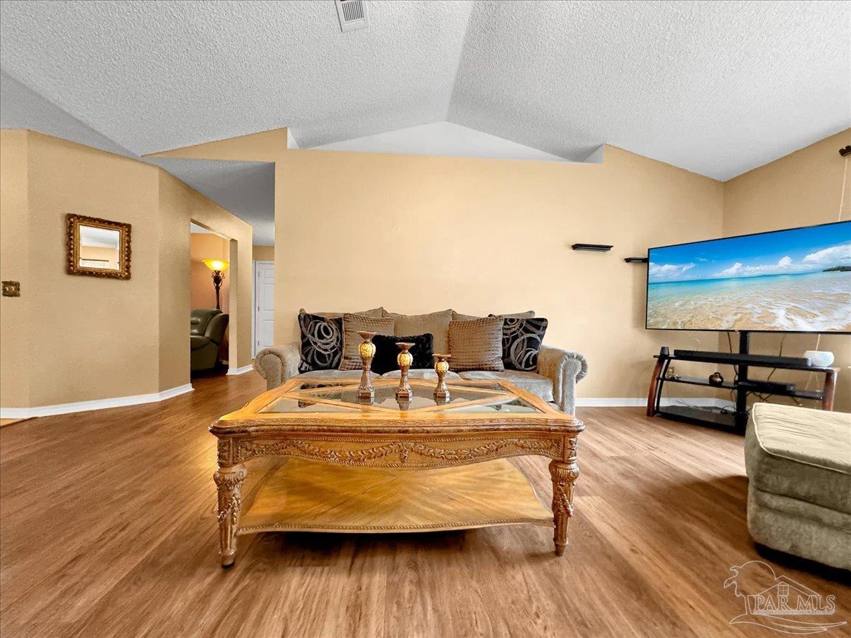 5881 Westmont Road Milton, FL 32583 - Photo 18 of 36 Gallery Image 18