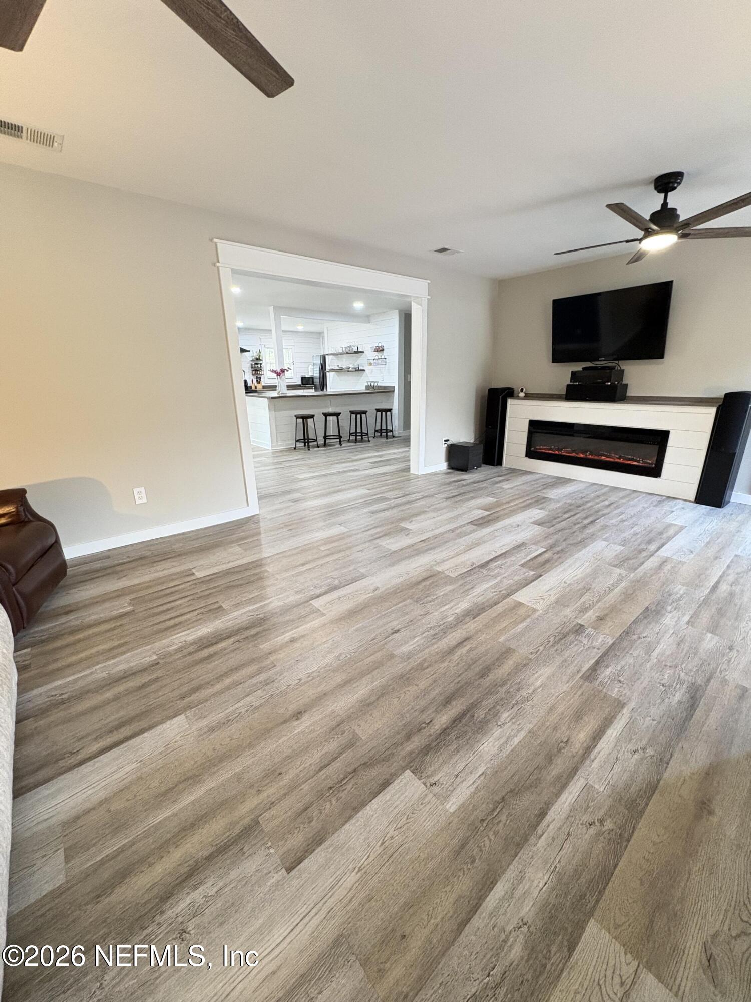 165 Fulton Road Palatka, FL 32177 - Photo 9 of 26 a room with a bed and furniture