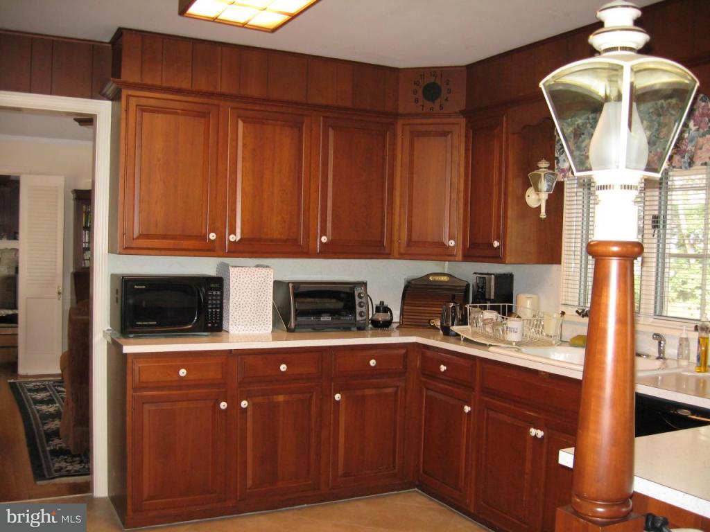 211 Owl Hill Road Lititz, PA 17543 - Photo 2 of 14