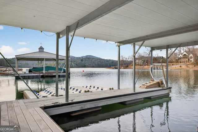 $849,900 | 209 North Berrong Street, Hiawassee, GA 30546