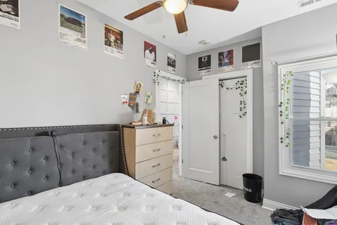 $399,995 | 4411 South Calumet Avenue, Chicago, IL 60653