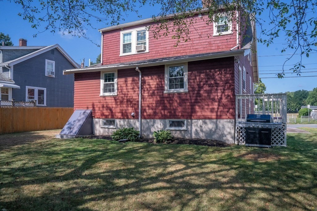 25 Hillside Road Dedham, MA 02026 - Photo 20 of 24 Gallery Image 20