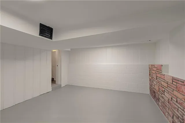 $205,000 | 715 Parallel Avenue, Kansas City, KS 66101