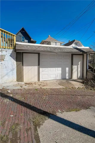 $205,000 | 715 Parallel Avenue, Kansas City, KS 66101