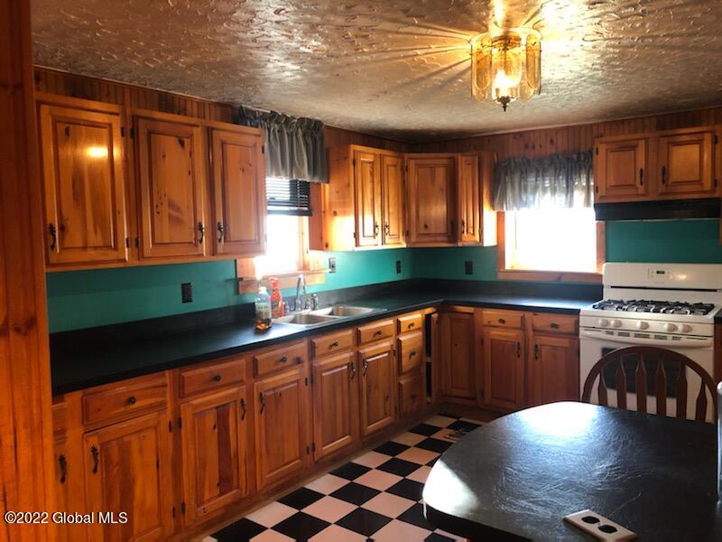 85 Fiddlers Elbow Road Greenwich, NY 12834 - Photo 11 of 23 IMG_2955