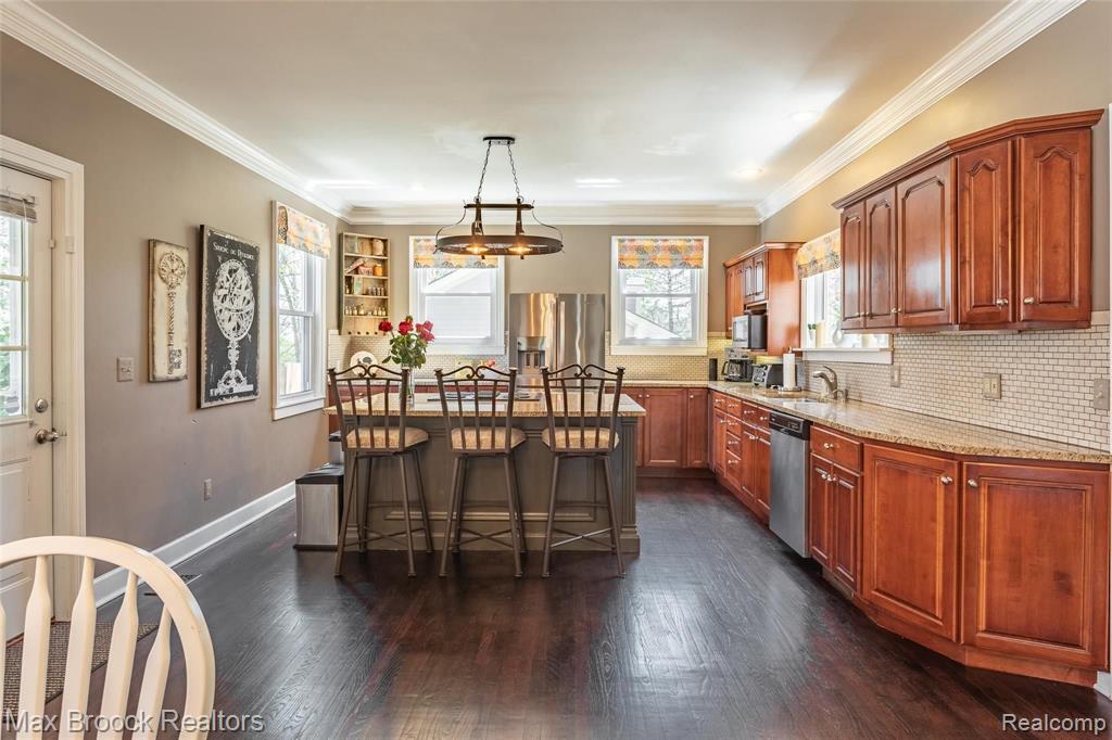 18277 Beverly Road Beverly Hills, MI 48025 - Photo 19 of 44
