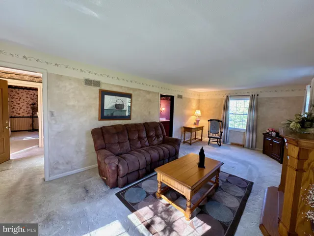 $409,900 | 167 Walter Road, York, PA 17402