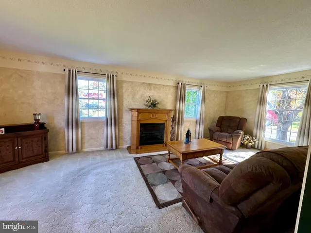 $409,900 | 167 Walter Road, York, PA 17402