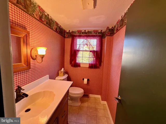 $409,900 | 167 Walter Road, York, PA 17402