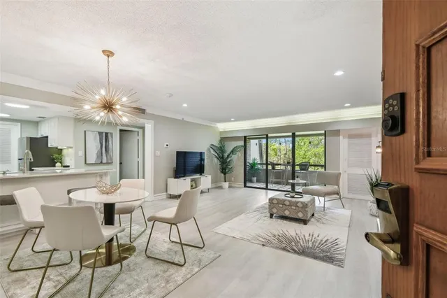 $254,000 | 36750 US Highway 19 North, Unit 20211, Palm Harbor, FL 34683