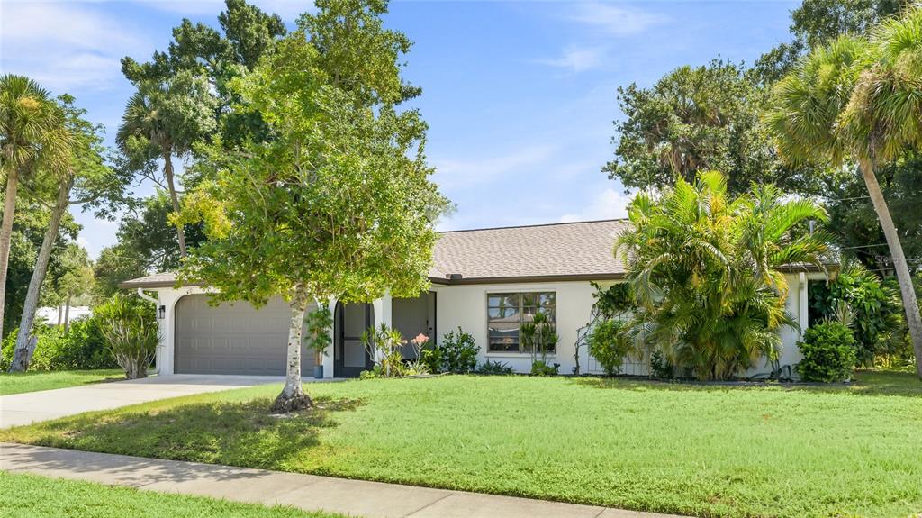 3207 Valencia Road Venice, FL 34293 - Photo 2 of 55 Gallery Image 2