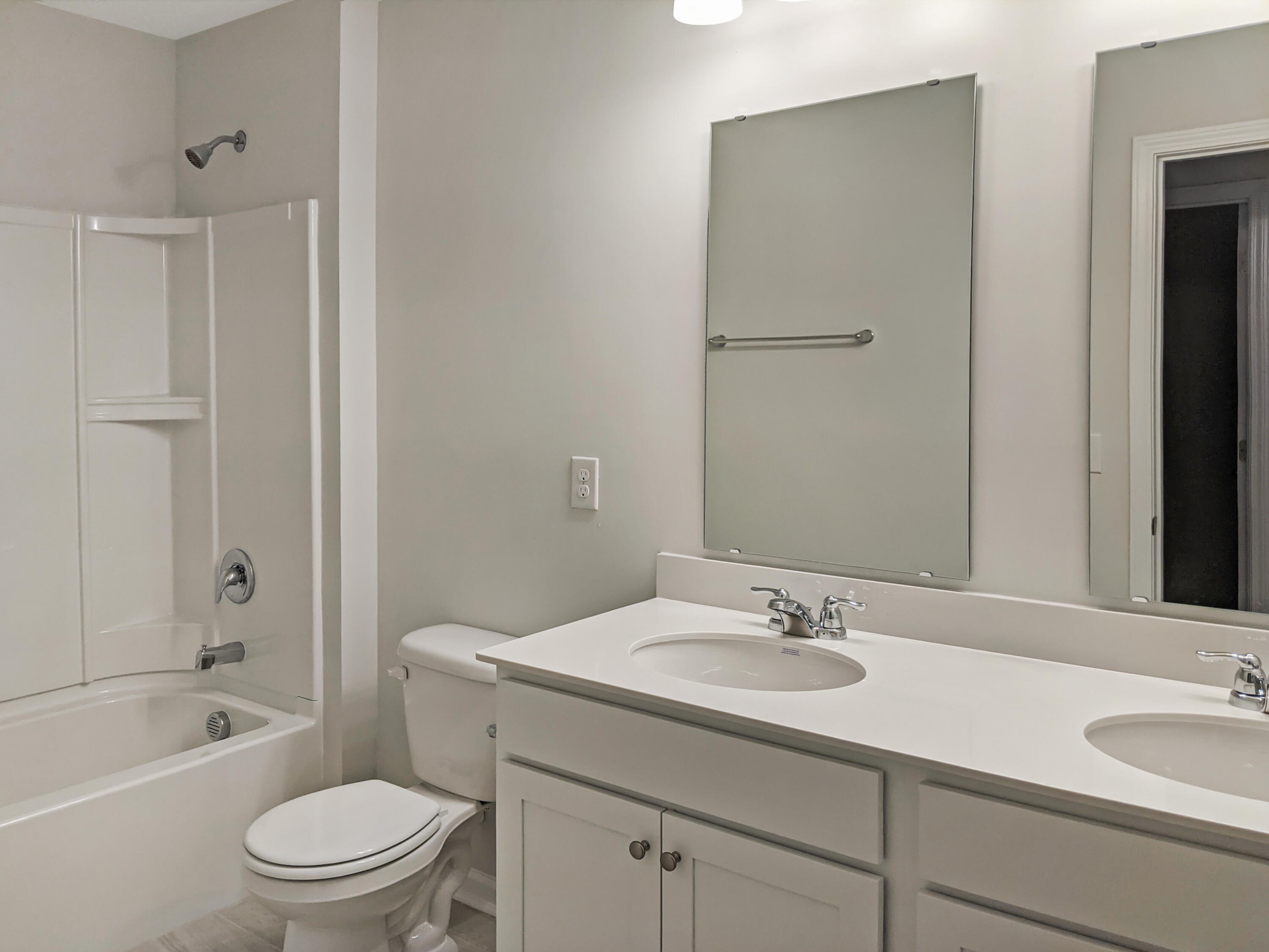 243 Celestial Boulevard Summerville, SC 29486 - Photo 9 of 27 9 (1)