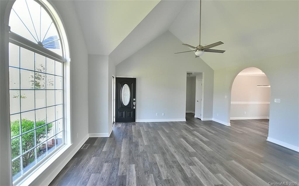 555 Windy Hill Road York, SC 29745 - Photo 4 of 25