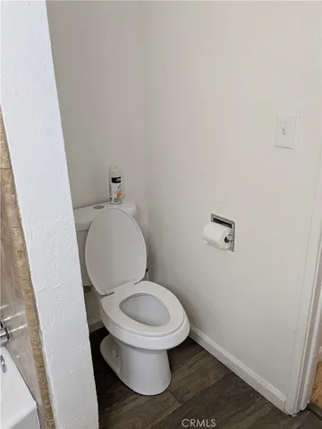 $2,050 | 1209 Wilson Road, Bakersfield, CA 93304