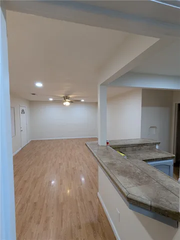 $2,050 | 1209 Wilson Road, Bakersfield, CA 93304