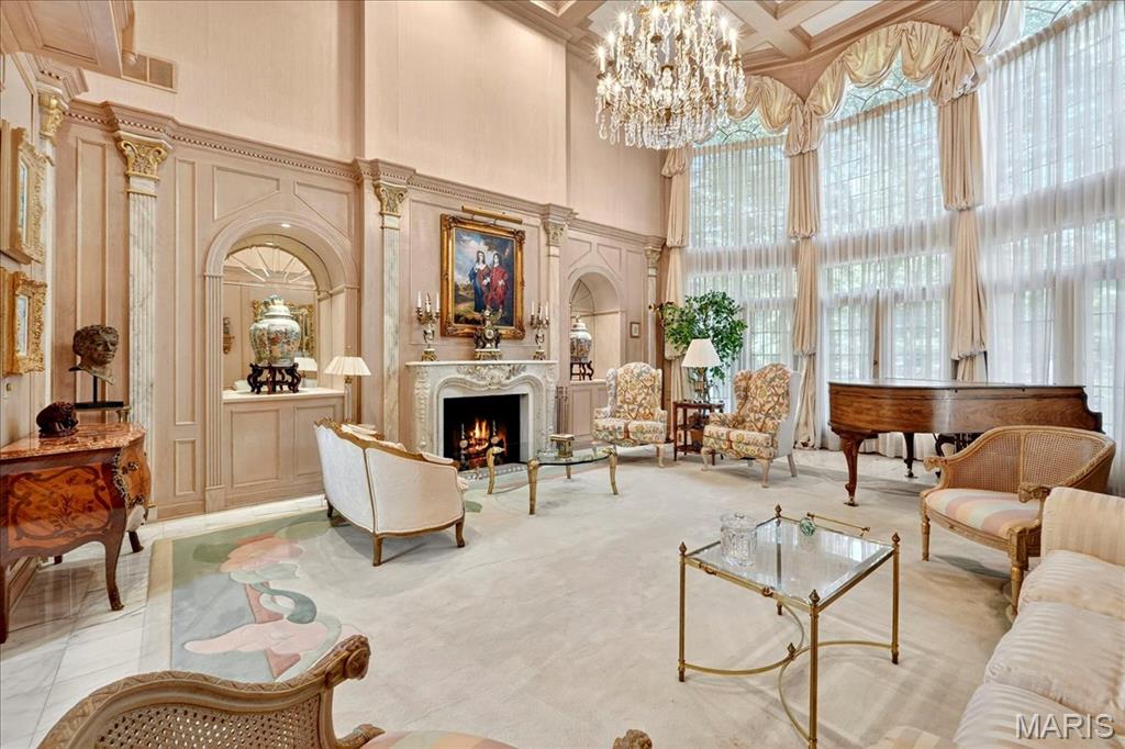 10444 Litzsinger Road St. Louis, MO 63131 - Photo 15 of 57