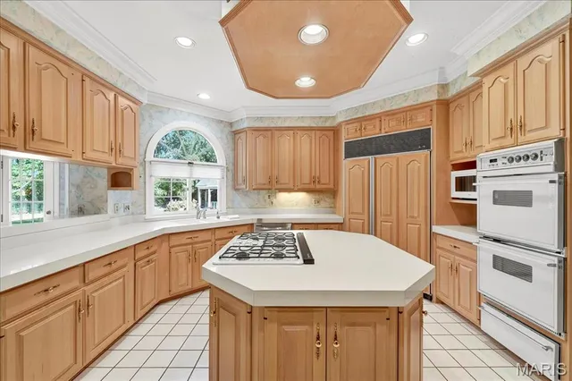 $2,000,000 | 10444 Litzsinger Road, St. Louis, MO 63131