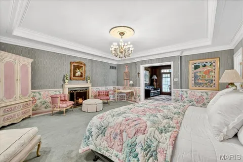 $2,000,000 | 10444 Litzsinger Road, St. Louis, MO 63131