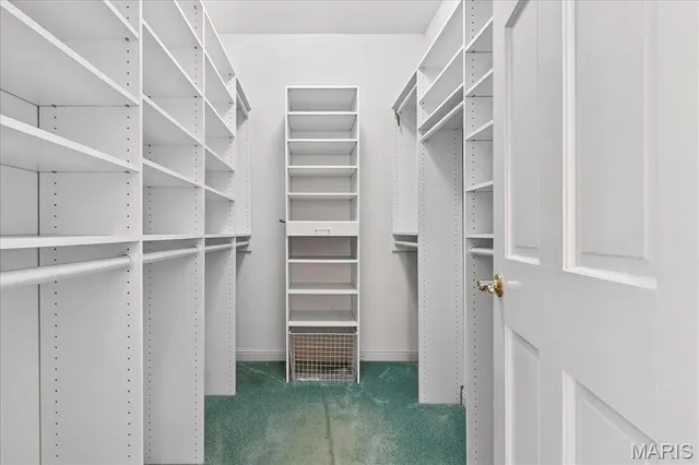 $2,000,000 | 10444 Litzsinger Road, St. Louis, MO 63131