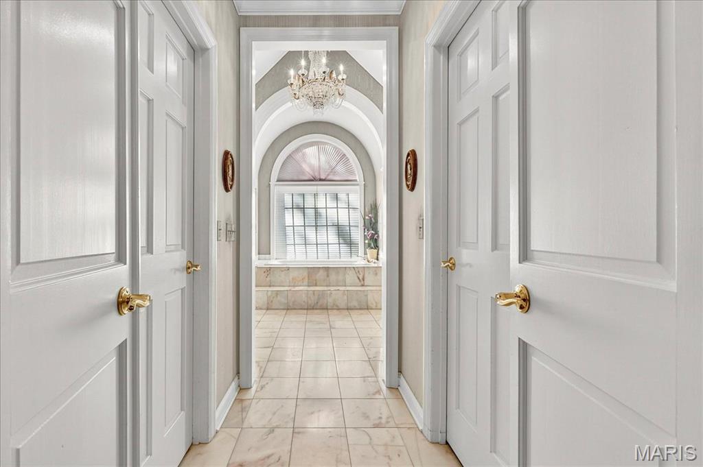 10444 Litzsinger Road St. Louis, MO 63131 - Photo 32 of 57