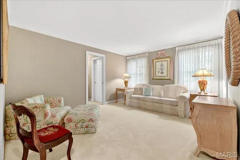 $2,000,000 | 10444 Litzsinger Road, St. Louis, MO 63131