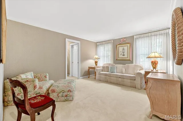 $2,000,000 | 10444 Litzsinger Road, St. Louis, MO 63131