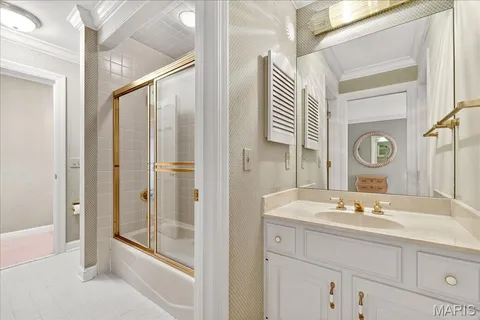 $2,000,000 | 10444 Litzsinger Road, St. Louis, MO 63131