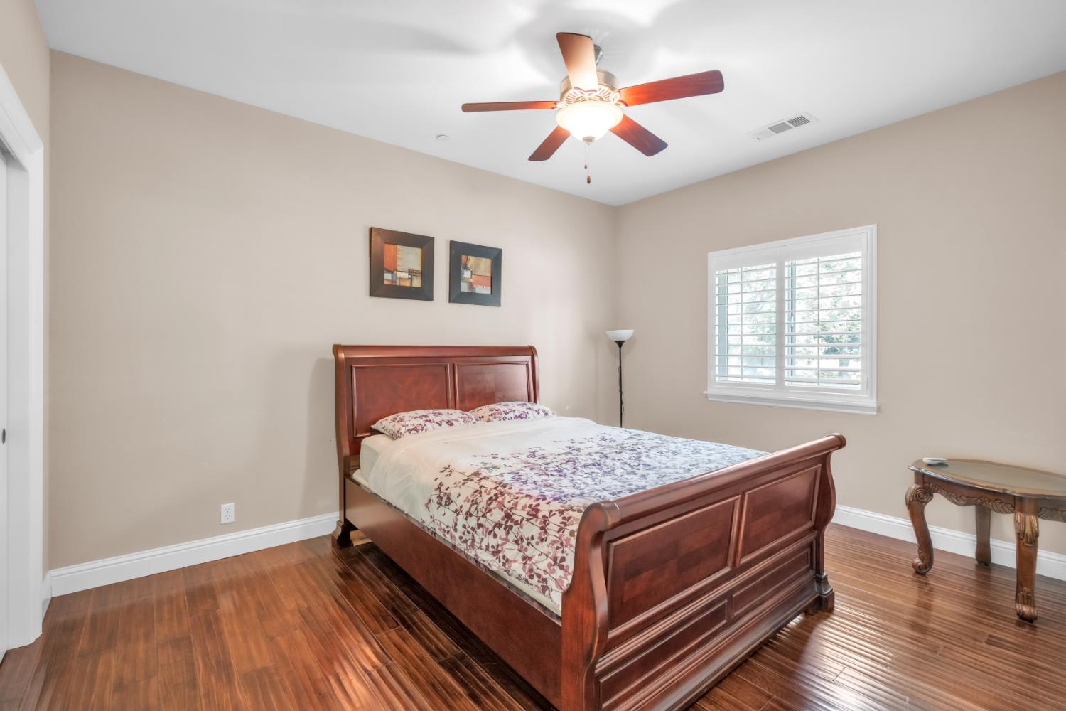 8654 Bradshaw Road Elk Grove, CA 95624 - Photo 17 of 39