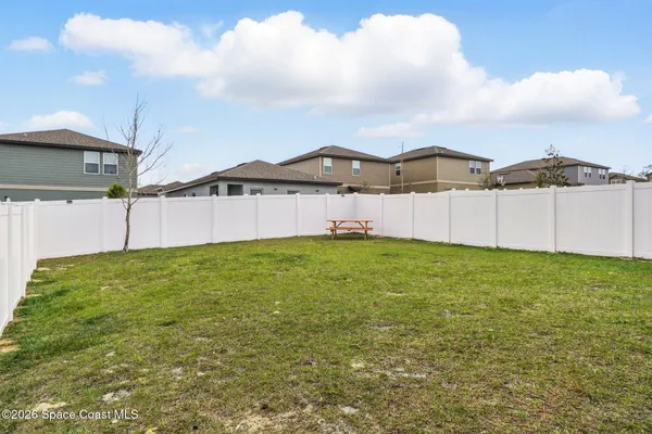 $359,000 | 2024 Hemingway Circle, Groveland, FL 34736