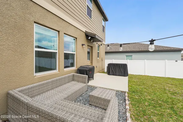 $359,000 | 2024 Hemingway Circle, Groveland, FL 34736