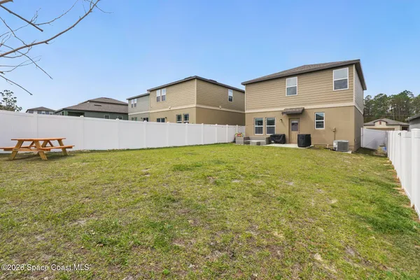 $359,000 | 2024 Hemingway Circle, Groveland, FL 34736