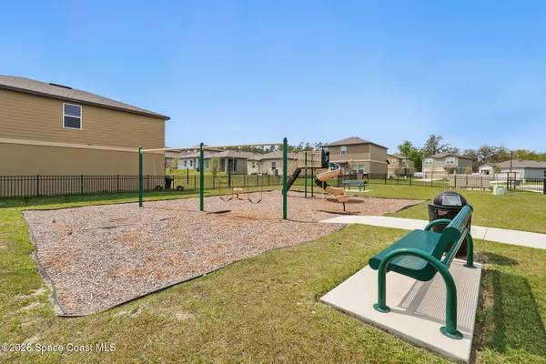 $359,000 | 2024 Hemingway Circle, Groveland, FL 34736