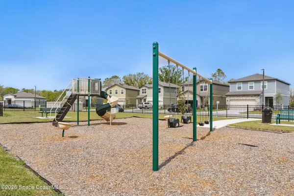 $359,000 | 2024 Hemingway Circle, Groveland, FL 34736