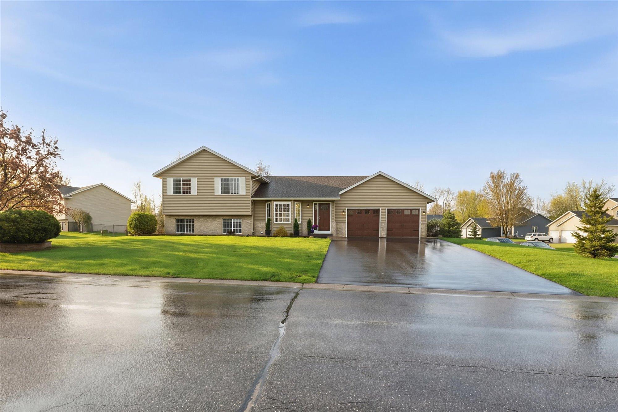 414 Maple Knoll Way Northwest St. Michael, MN 55376 - Photo 2 of 43