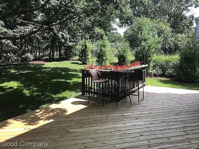 30123 Fox Grove Road Farmington, MI 48334 - Photo 22 of 36