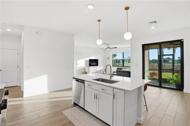 $4,500 | 18579 Ives Drive, Estero, FL 33928