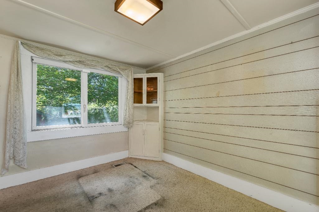 4 Varney Point Road Gilford, NH 03249 - Photo 24 of 60