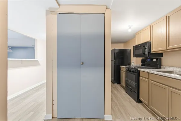 $494,500 | 6713 Liberty Drive, Charlestown, IN 47111