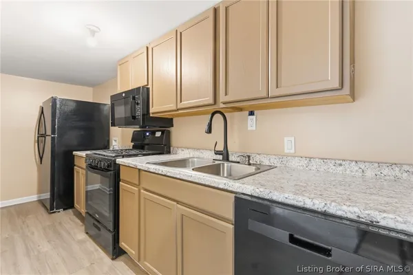 $494,500 | 6713 Liberty Drive, Charlestown, IN 47111