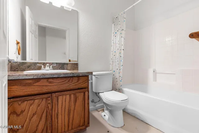 $299,900 | 20552 Verde Vista Parkway, California City, CA 93505